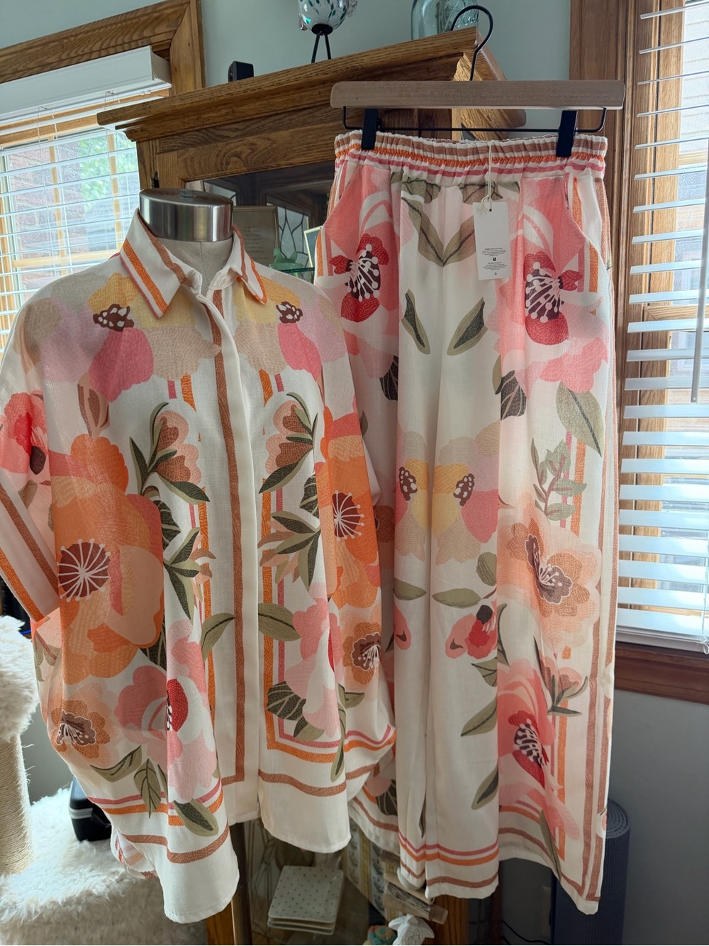 Women's Pink Multi Floral Wide-Leg Pants - Matching Set